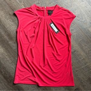 Worthington Red Sleeveless Shell w/ Zipper in Back - size Small